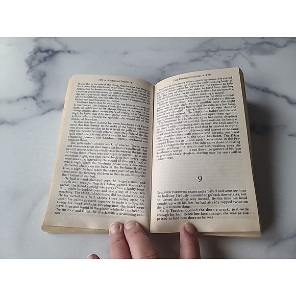 The Embassy House - Mass Market Paperback By Nicholas Proffitt - Picture 7 of 10